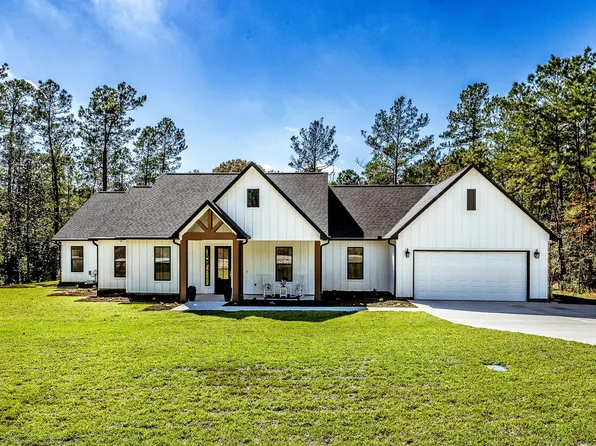 111 Eagle Run Rd, New Waverly, TX 77358