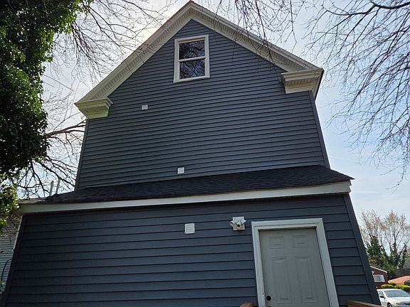 3rd image of 641 29th St APT B