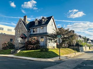 27 Glendale Rd, Upper Darby, PA 19082