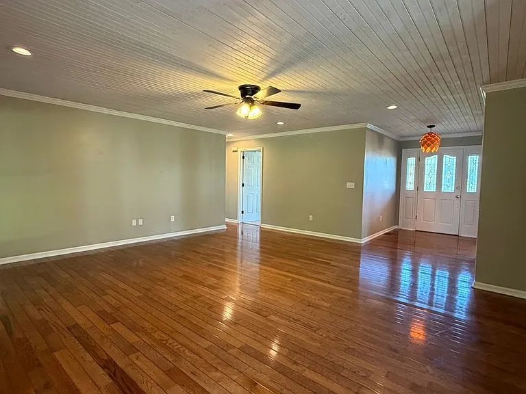 125 Camp Ground Rd — Photo 35