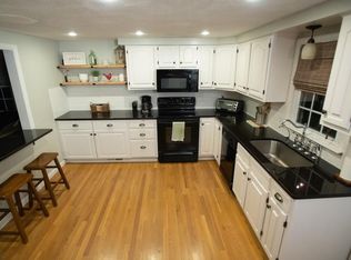 61 Stirling Dr, Glocester, RI 02857