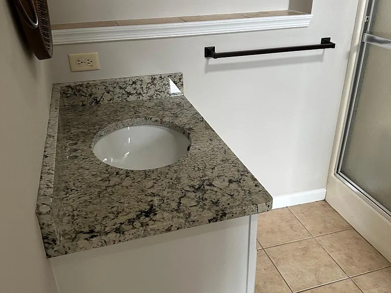 13 Delano Dr — Photo 13