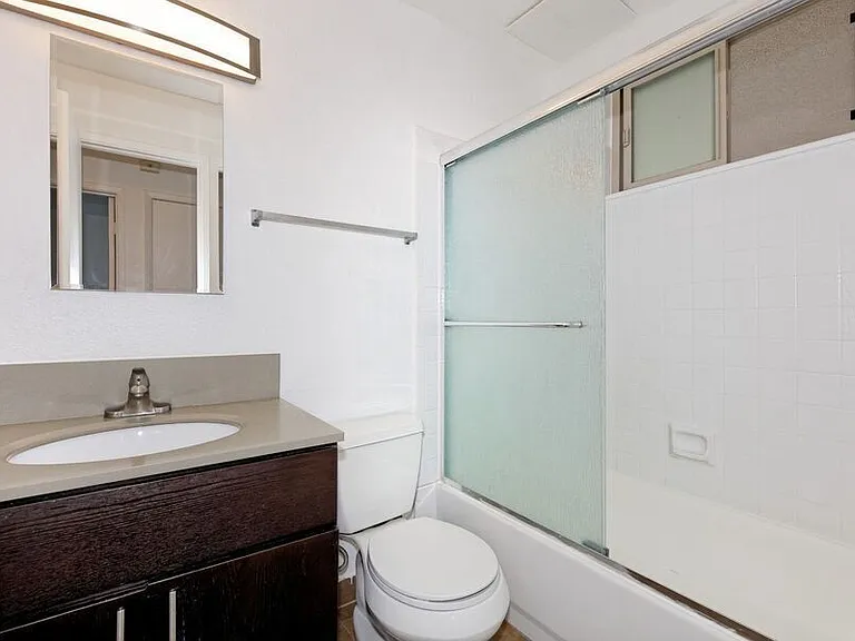 2231 Ward St — Photo 44