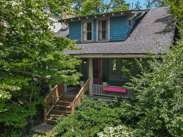 1125 Ferdon Rd, Ann Arbor, MI 48104