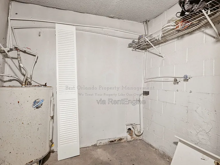 1950 Bonneville Dr #1 — Photo 22