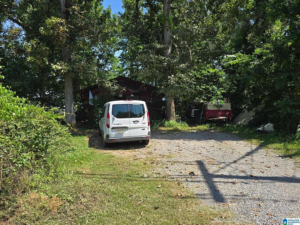 2nd image of 654 Shore Dr