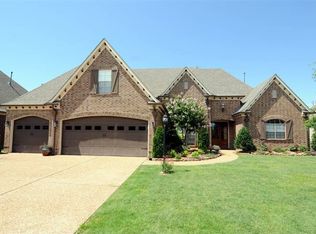 50 Briarfield Cv, Oakland, TN 38060