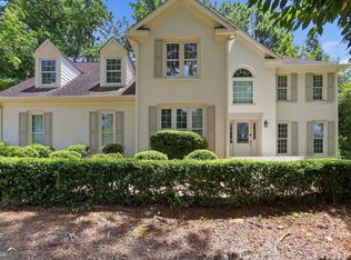 810 Devenish Ln, Roswell, GA 30075
