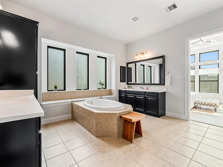 1053 Bat Hawk Ct — Photo 29