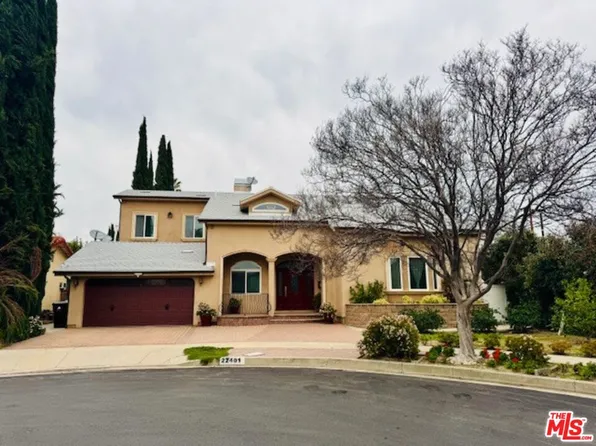 22401 Baltar St, Canoga Park, CA 91304