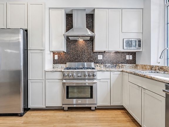5th image of 4449 Olive St APT 100