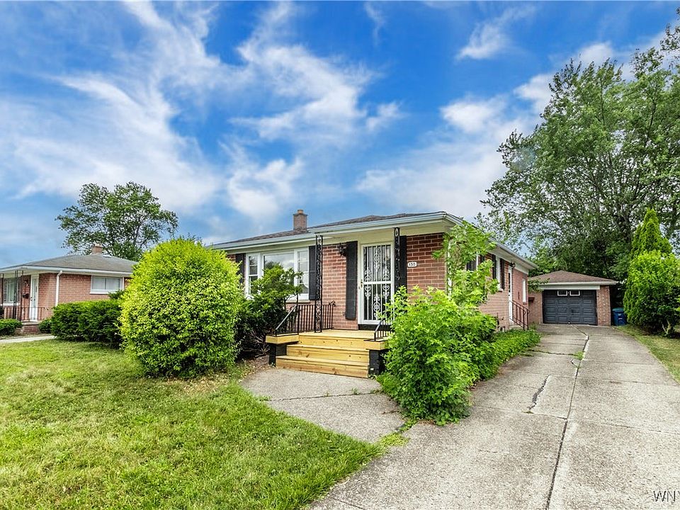 1st image of 130 Alberta Dr