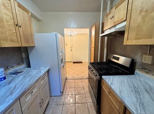 1591 Metropolitan Avenue #3I, Bronx, NY 10462