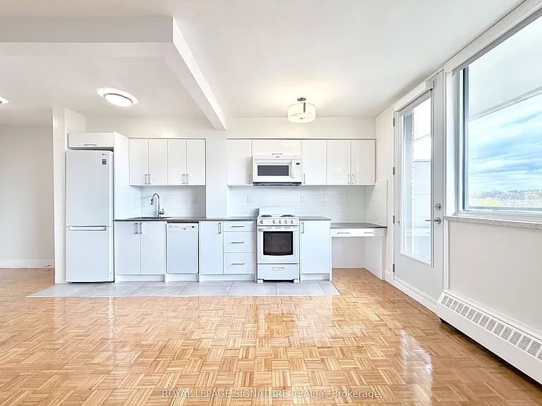 276 Saint George St #809 — Photo 3