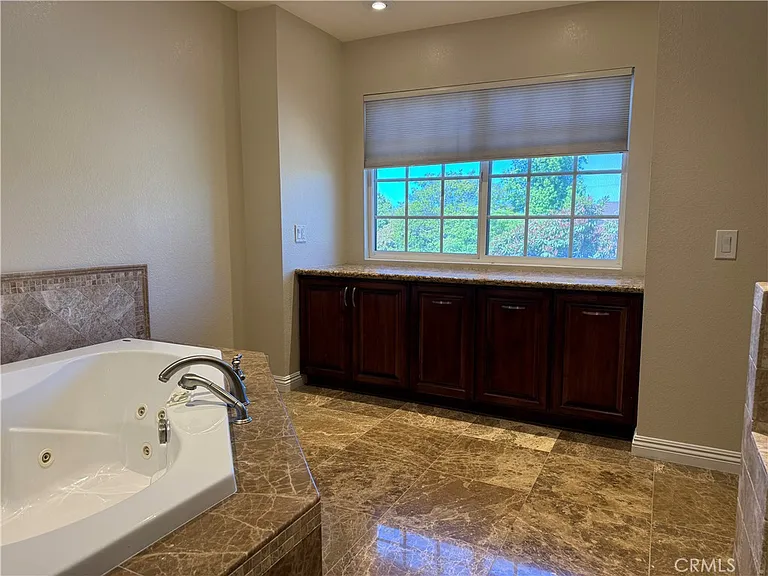 1716 Orangewood Ave — Photo 18