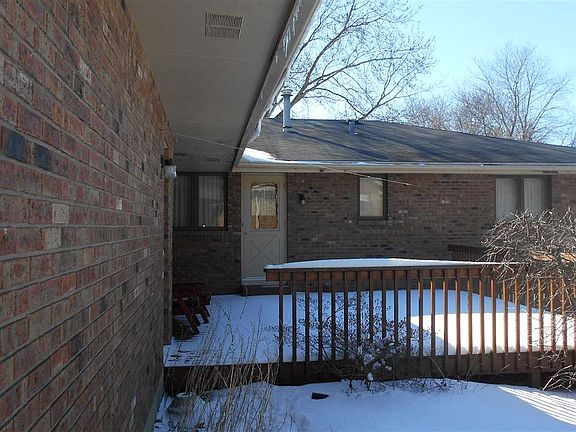 3rd image of 4602 Sequoia Cir