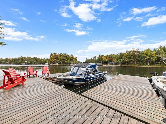 4th image of 10158 Georgian Bay Rd