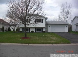 9598 Hamlet Ave S, Cottage Grove, MN 55016