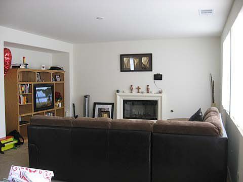 5th image of 1951 Bayberry Dr