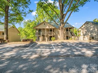 Apple Valley Villas, Lake Lure, NC 28746