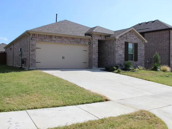 1012 West Dr, Aubrey, TX 76227