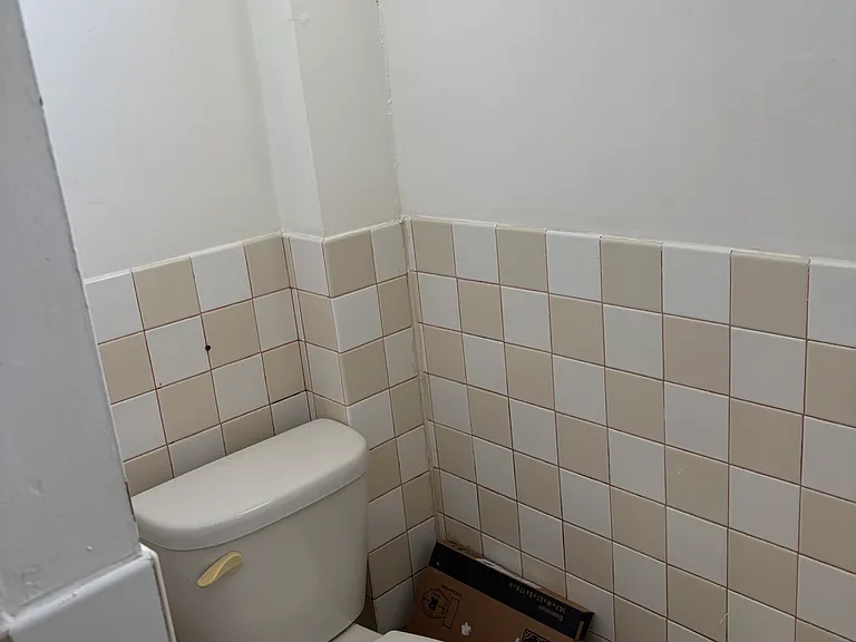 811 N Indiana Ave — Photo 11
