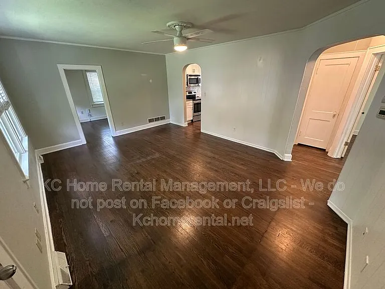 6101 Fontana St — Photo 4