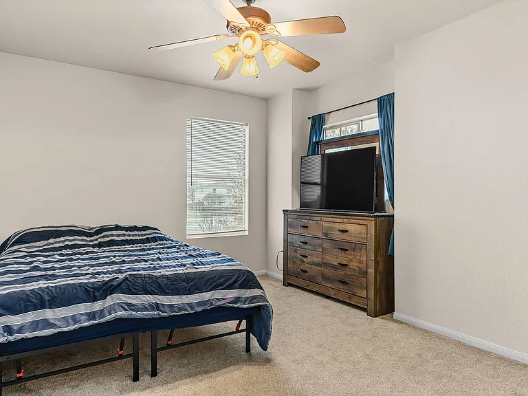 2500 Waterfall Dr — Photo 25