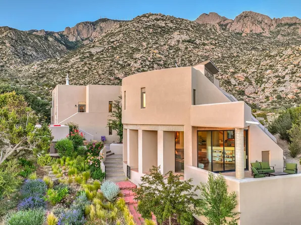 250 Spring Creek Pl NE, Albuquerque, NM 87122