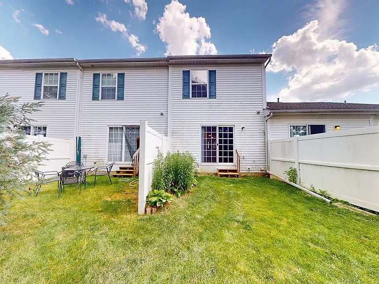 6752 Lagrange Dr — Photo 20