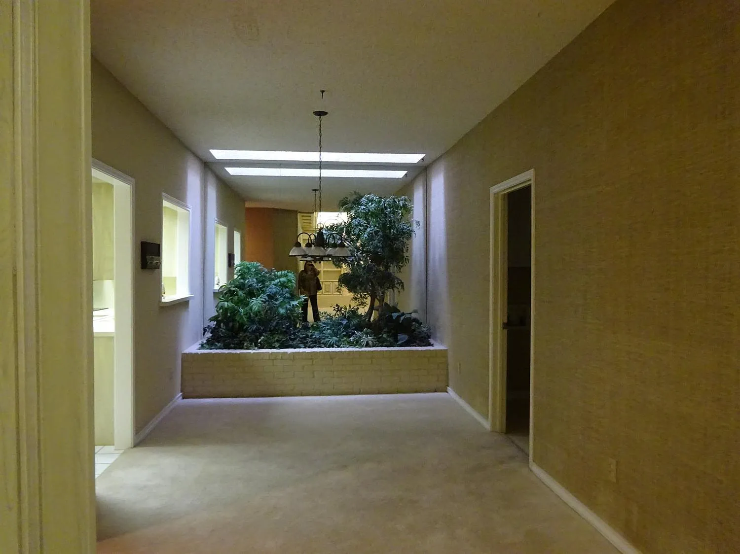 2 bed, 2195 sqft, $2,000 — Photo 3