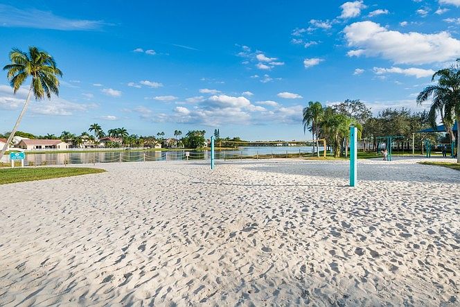 Silver Lakes Volleyball Court Area