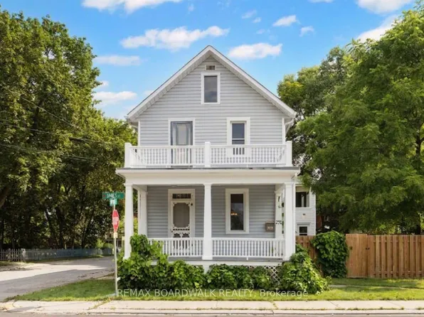 291 James St, Carleton Place, ON K7C 3G7
