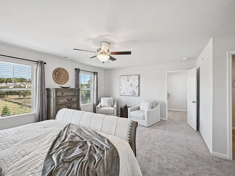 423 Lanier Cir — Photo 24