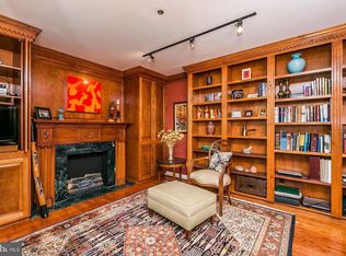 100 Harborview Dr UNIT 207, Baltimore, MD 21230