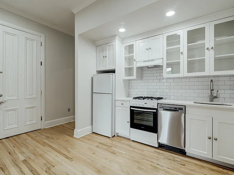 465 Jersey Ave #6 — Photo 13