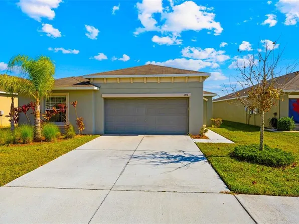 17136 White Mangrove Dr, Wimauma, FL 33598