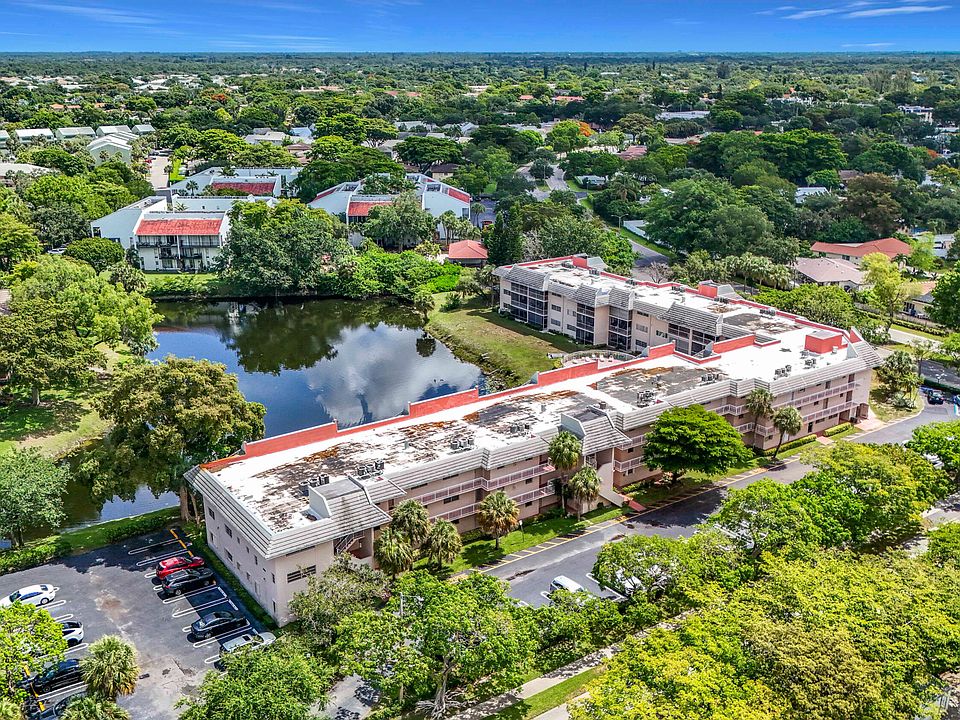 1st image of 2850 Forest Hills Boulevard #212