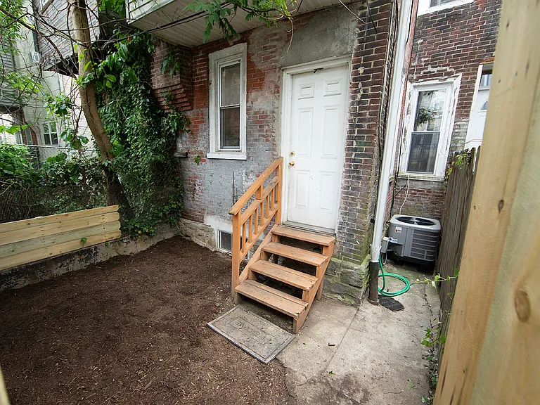 1227 S Greylock St — Photo 16