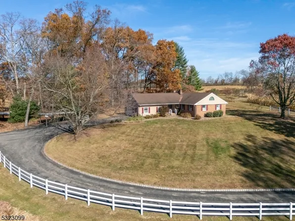 431 Creek Rd, Alexandria Twp., NJ 08825