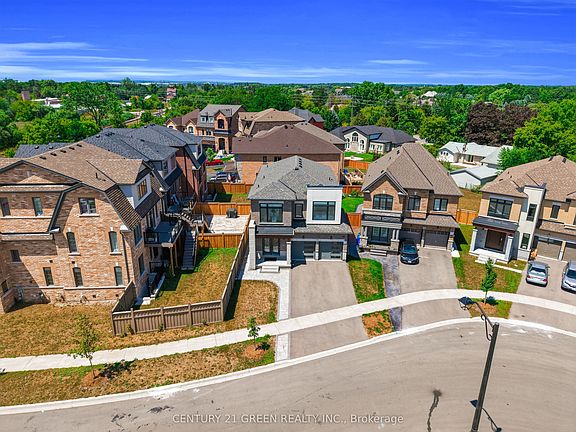 5th image of 64 Coldwell Bay Cir