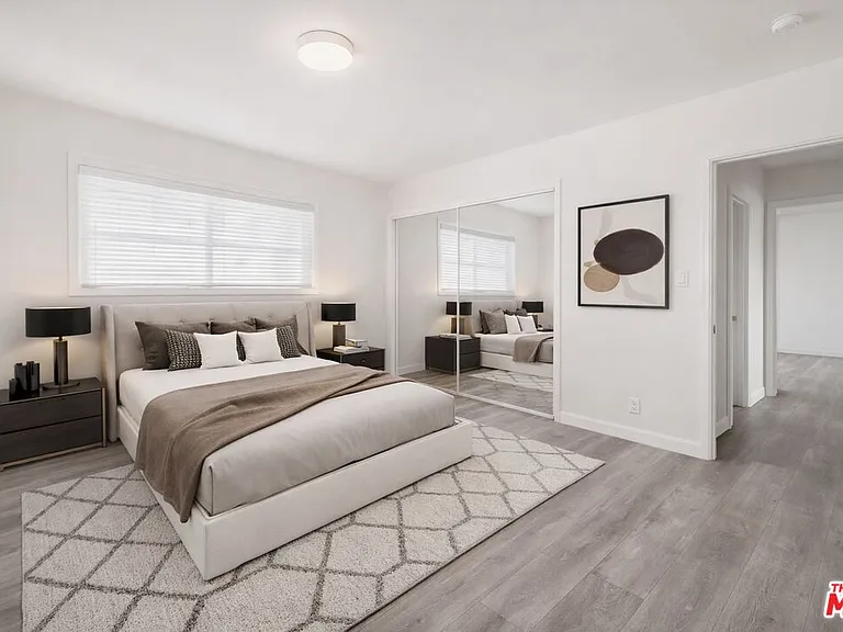 1446 S Cochran Ave #1 — Photo 3