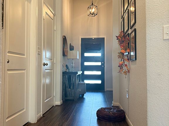 3rd image of 5829 Bianca Dr