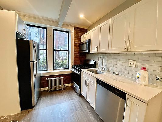1st image of 2401 Davidson Ave APT 1L