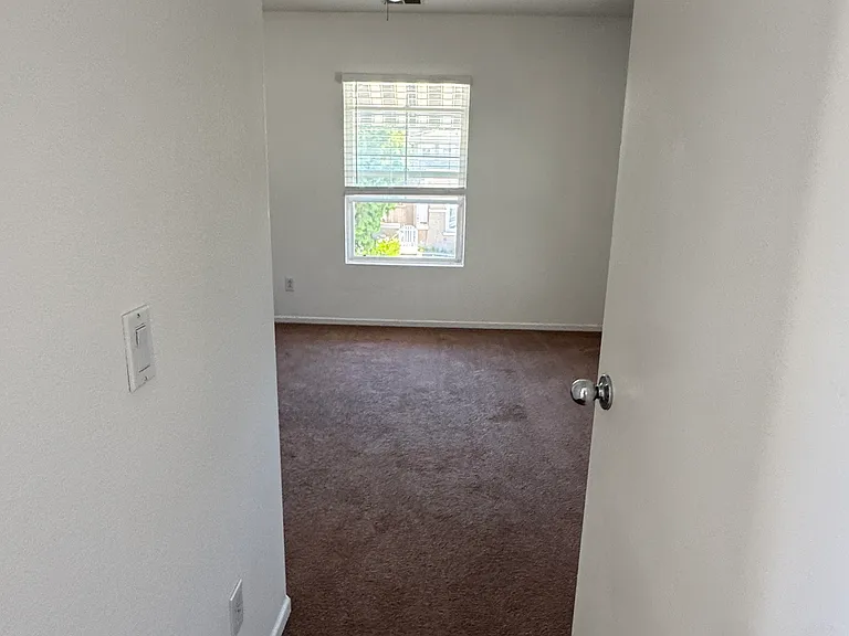 973 Yosemite Dr — Photo 54