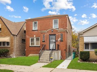 10235 S Eberhart Ave, Chicago, IL