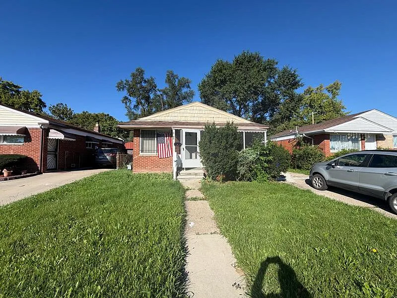 8095 Wyoming Ave