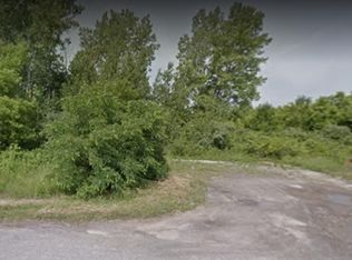 6106 Tachi Dr, Newfane, NY 14108