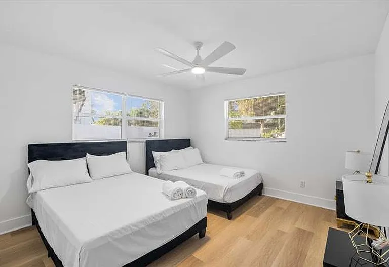 5910 Denver St NE #1 — Photo 12