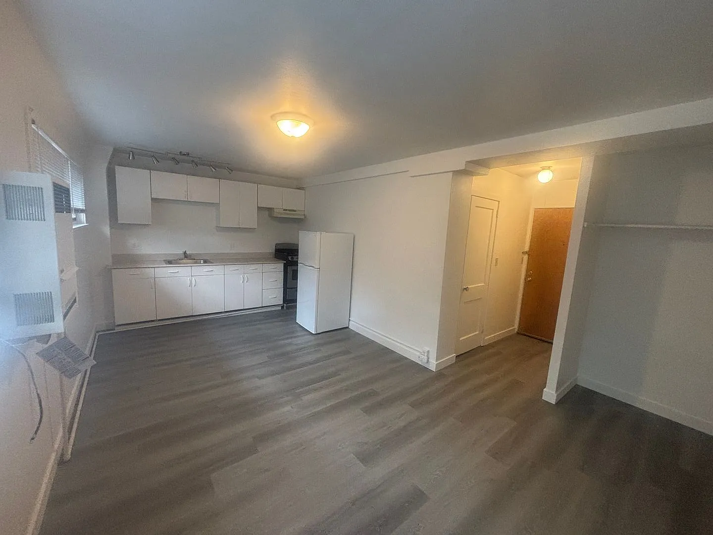 Curtiss Apartments — Photo 4